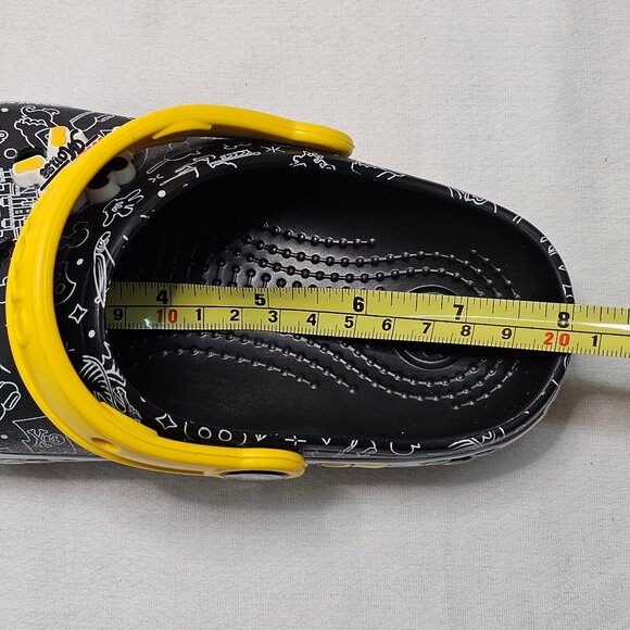 NEW Disney Mickey Mouse Crocs Black Yellow Sides Light Up- Child Size Junior 1 - Picture 11 of 12